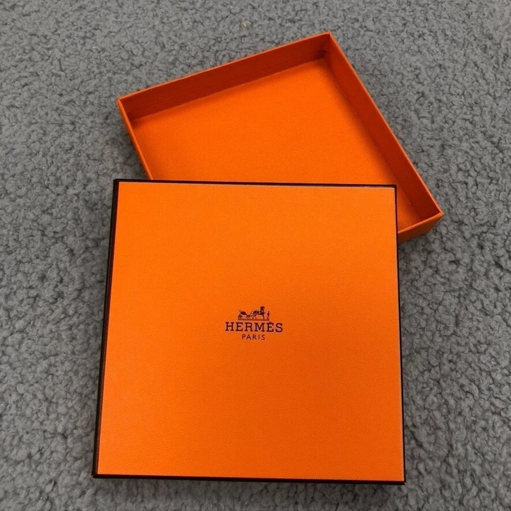 Authentic‎ Hermes Orange Gift Box Empty  Square 5x5x.75 Small Sorage